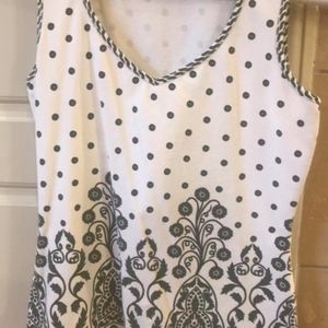 Army green/white sleeveless tank.